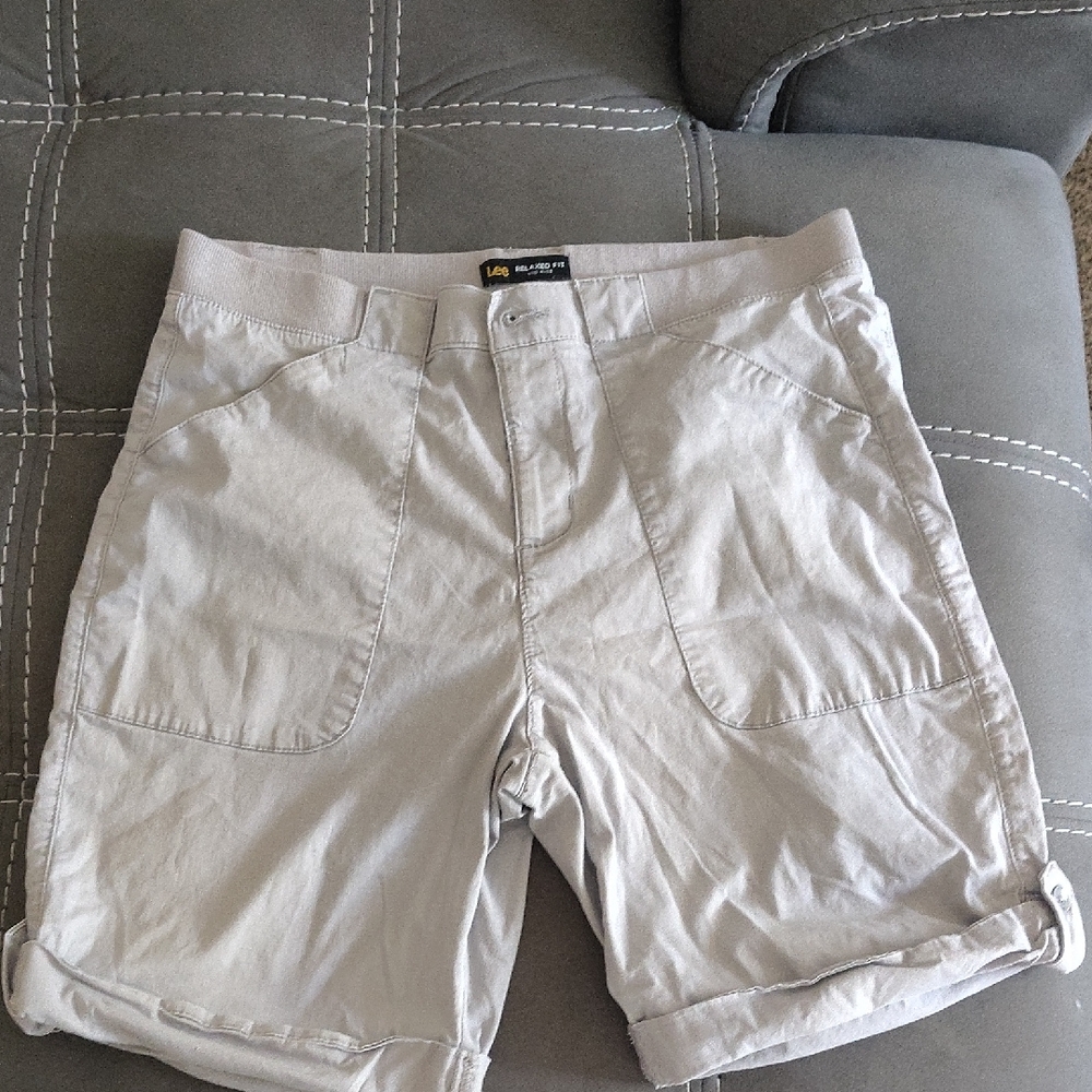 Lee Men's Light Gray Cargo Shorts
